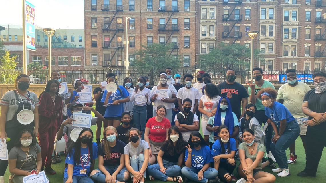 Youth participants and researchers celebrate the completion of the program at the Boys and Girls Club of Harlem. Members of the Leak research group, bottom left to right:  Doctoral candidate Navika Gangrade; Thais Salas ’23; Samantha Heller ’23; Hannah Rudt ’23, YeonJin Jung ’22 and Dane Allen ’23.