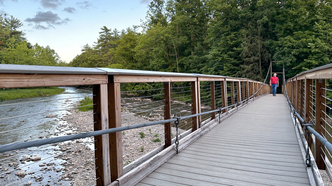 Student-built bridges connect communities thanks to engineering courses